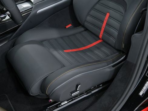 Used 2023 Ferrari Purosangue image 41