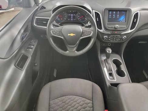 Used 2018 Chevrolet Equinox LT FWD image 25