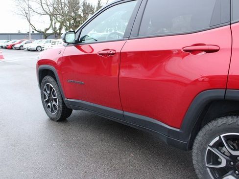 Used 2025 Jeep Compass Trailhawk w/ Trailhawk Elite Group image 48