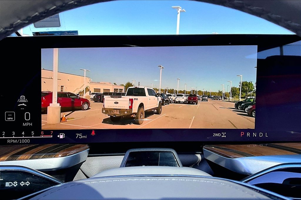 Certified 2025 Cadillac Escalade Premium Luxury Platinum w/ LPO, Floor Liner Package AWD/4WD image 22