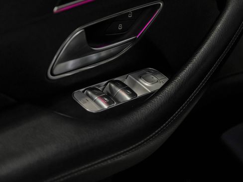 Used 2020 Mercedes-Benz GLE 450 4MATIC image 33