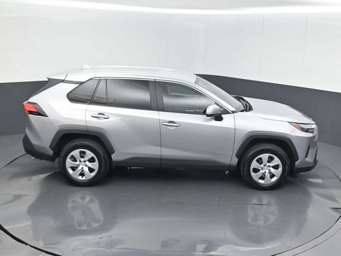 Used 2025 Toyota RAV4 LE AWD/4WD image 14