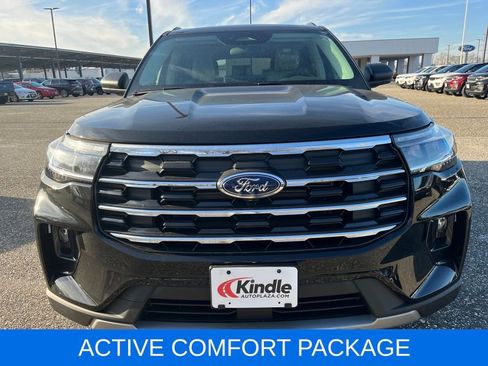 New 2026 Ford Explorer Active w/ Active Comfort Package image 2