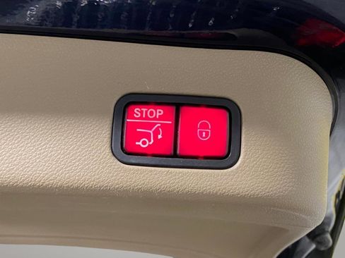 Used 2015 Mercedes-Benz ML 350 4MATIC w/ Premium 1 Package image 10