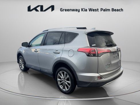 Used 2016 Toyota RAV4 Limited FWD image 5