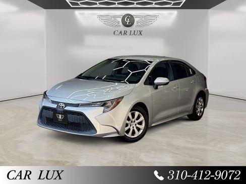 Used 2022 Toyota Corolla LE FWD image 1