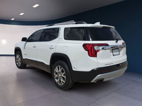 Used 2022 GMC Acadia SLT w/ LPO, Floor Liner Package FWD image 3