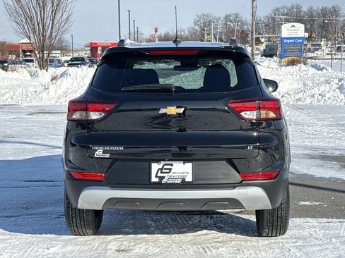 Used 2023 Chevrolet TrailBlazer LT FWD image 26