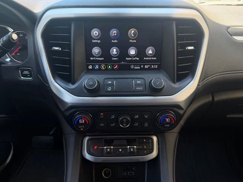 Used 2021 GMC Acadia SLT w/ Preferred Package FWD image 11