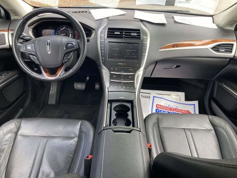 Used 2013 Lincoln MKZ Hybrid image 17