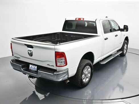 Used 2024 RAM 2500 Big Horn AWD/4WD image 31