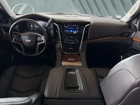 Used 2016 Cadillac Escalade Premium RWD image 13