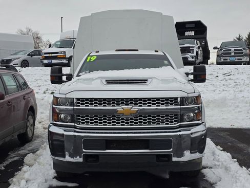 Used 2019 Chevrolet Silverado 3500 W/T w/ WT Convenience Package image 2