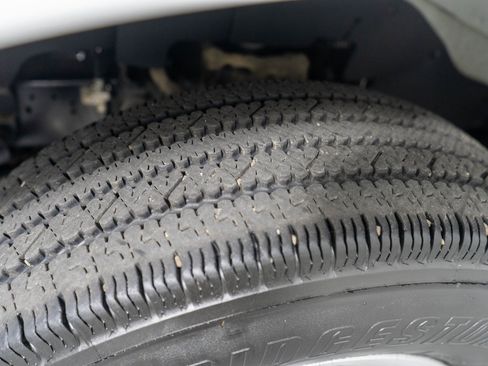 Used 2024 GMC Savana 2500 w/ Driver Convenience Package image 19