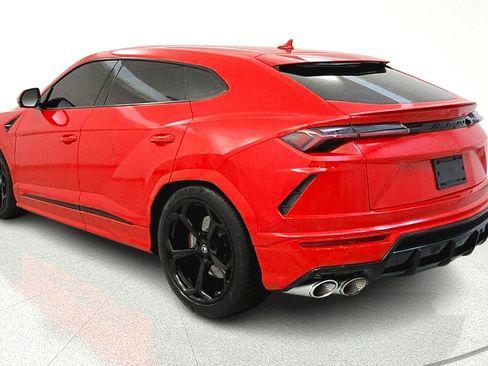 Used 2022 Lamborghini Urus AWD/4WD image 5