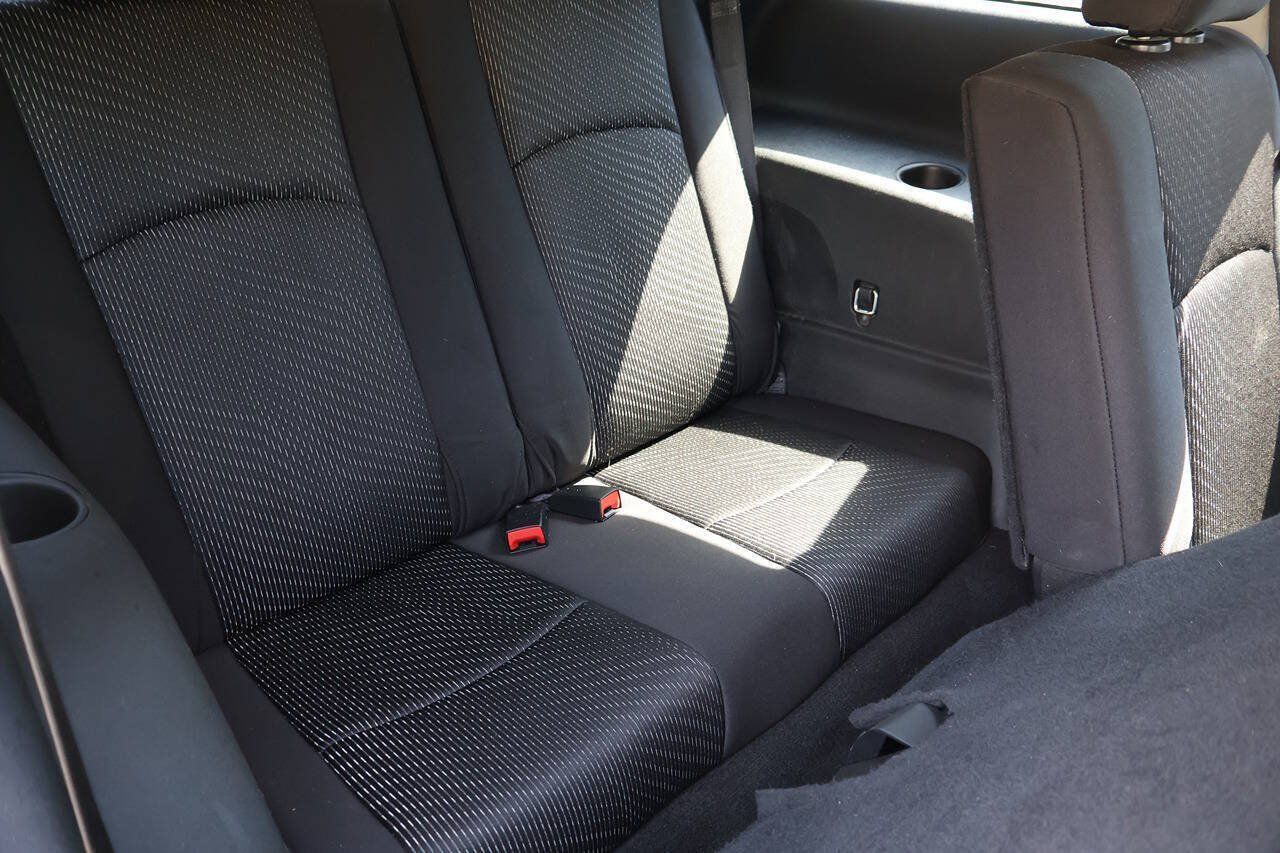 Used 2014 Dodge Journey SXT w/ Flexible Seating Group FWD image 23