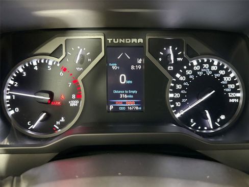 Certified 2025 Toyota Tundra SR5 w/ SR5 Premium Package AWD/4WD image 20