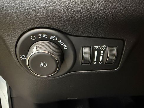 Used 2024 Jeep Compass Limited AWD/4WD image 26