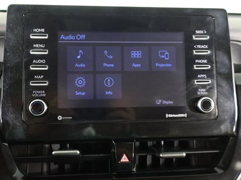 Used 2021 Toyota Camry LE image 36