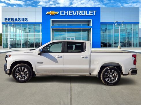 Used 2020 Chevrolet Silverado 1500 LT w/ Texas Edition image 3