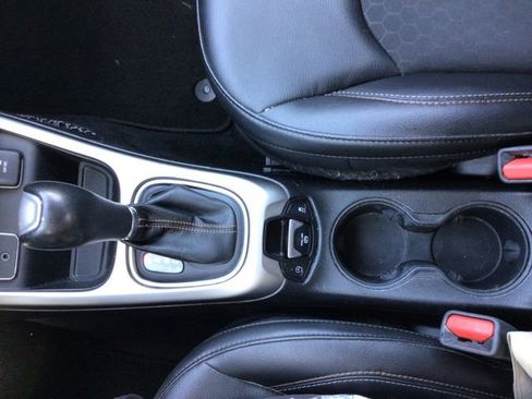 Used 2018 Jeep Compass Latitude w/ Popular Equipment Group image 34