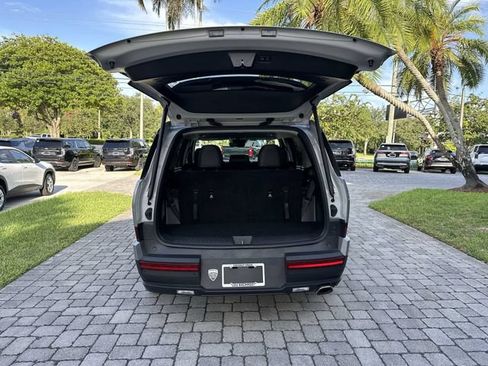 Used 2025 Hyundai Santa Fe SEL FWD image 28