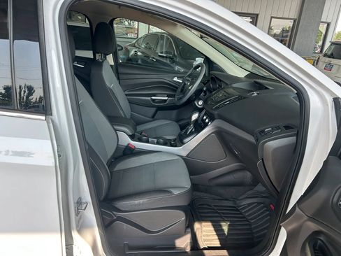Used 2014 Ford Escape SE AWD/4WD image 3