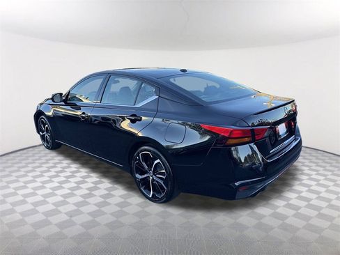 Used 2024 Nissan Altima 2.5 SR image 7