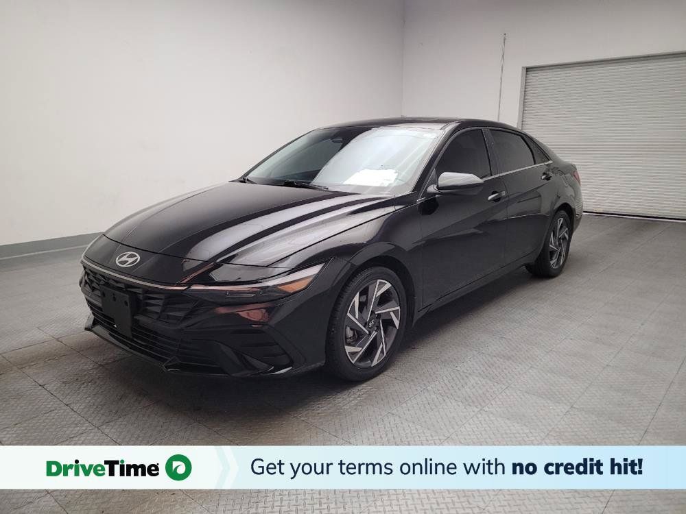 Used 2025 Hyundai Elantra SEL FWD image 1