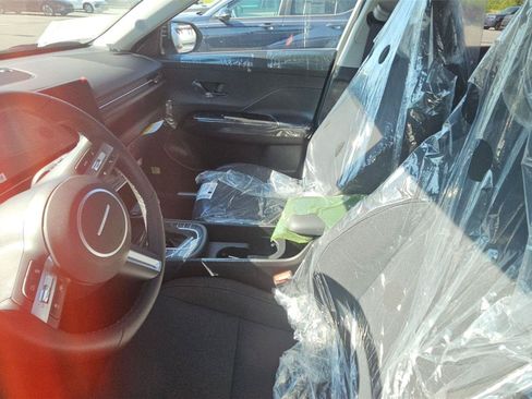 New 2026 Hyundai Kona SEL Sport AWD/4WD image 9