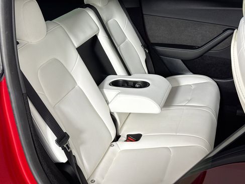 Used 2023 Tesla Model Y Long Range image 42