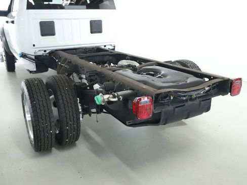 Used 2024 RAM 4500 SLT w/ Quick Order Package 2YG SLT image 43