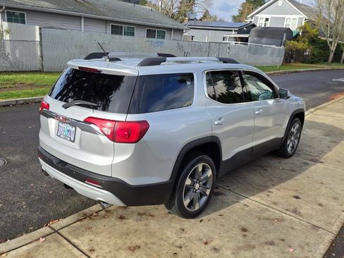 Used 2017 GMC Acadia SLT image 5