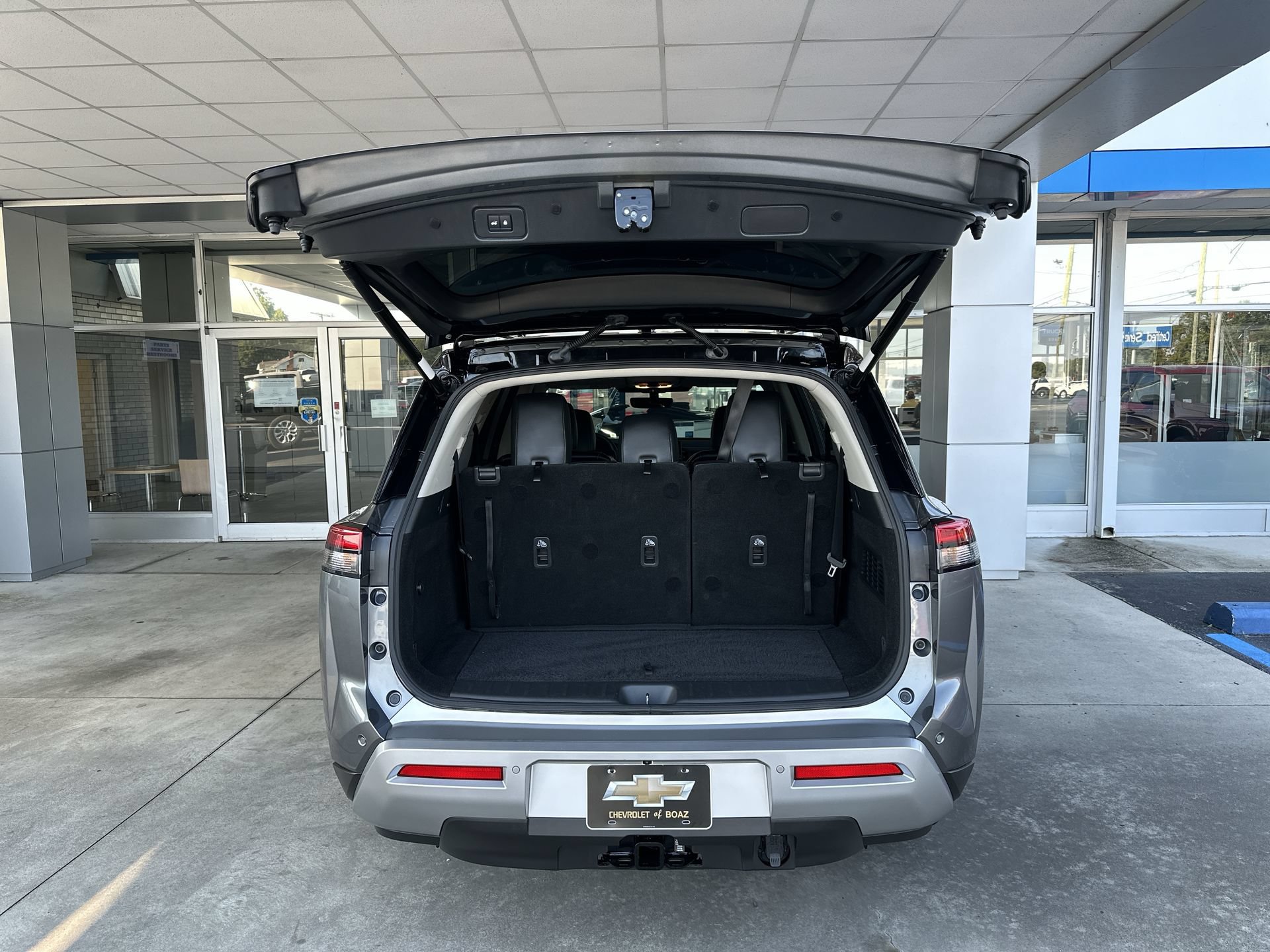 Used 2023 Nissan Pathfinder SL w/ SL Premium Package AWD/4WD image 27