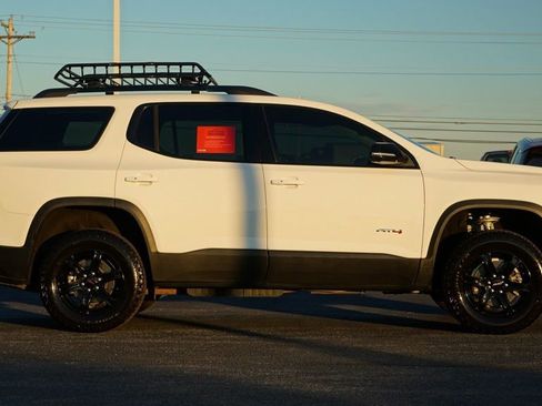 Used 2023 GMC Acadia AT4 w/ Technology Package image 4