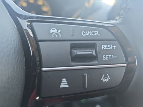 Used 2026 Honda HR-V EX-L image 17