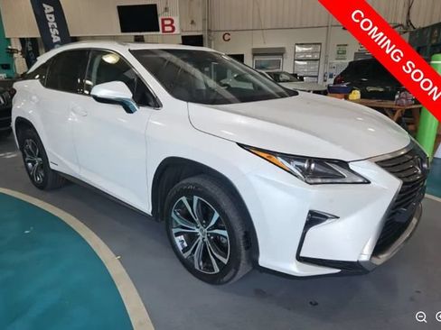 Used 2017 Lexus RX 450h AWD w/ Accessory Package image 4
