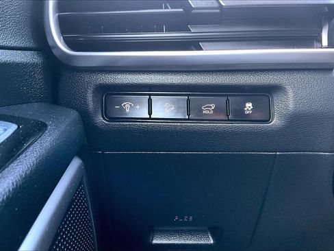 Certified 2025 Kia Telluride S FWD image 34