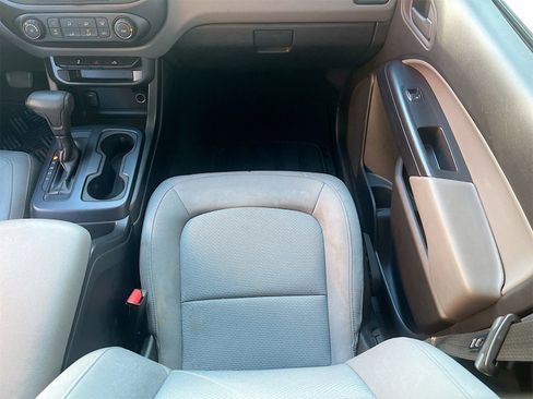 Used 2017 Chevrolet Colorado W/T w/ WT Convenience Package image 21