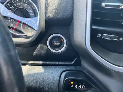 Used 2020 RAM 1500 Big Horn AWD/4WD image 19
