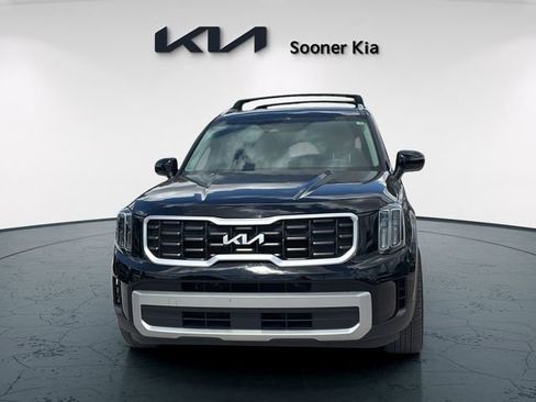 Certified 2023 Kia Telluride S FWD image 2