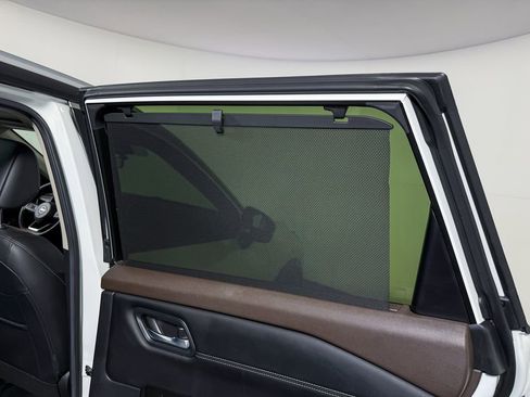 Certified 2023 Nissan Rogue SL w/ SL Premium Package image 39