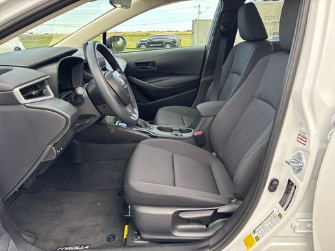 New 2026 Toyota Corolla LE FWD image 10