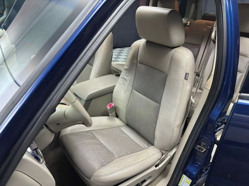 Used 2007 Ford Explorer XLT AWD/4WD image 30