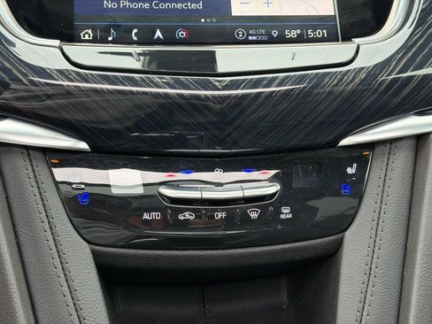 Used 2024 Cadillac XT6 Premium Luxury AWD/4WD image 16