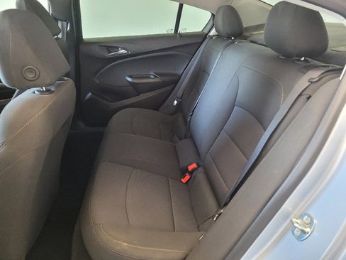 Used 2018 Chevrolet Cruze LS image 18