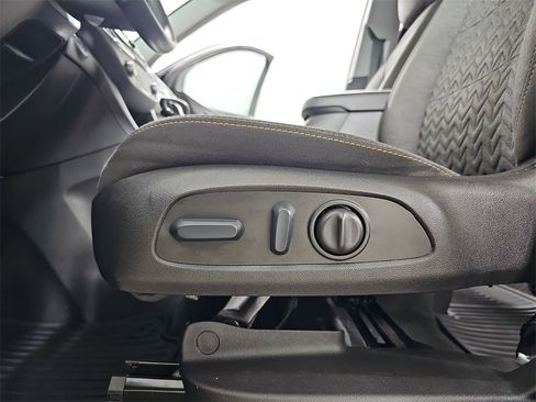 Certified 2023 Chevrolet Equinox LT image 33