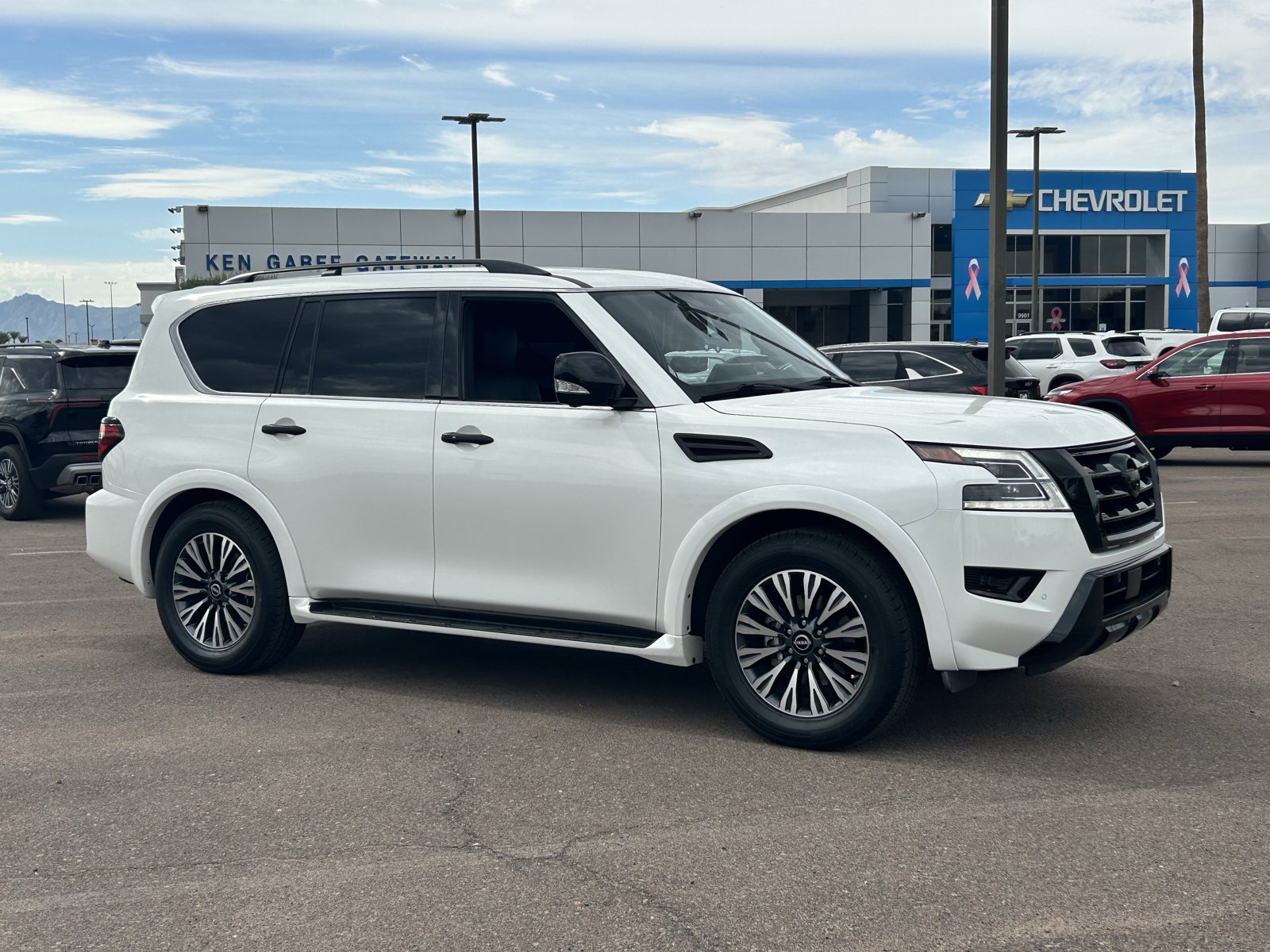 Used 2023 Nissan Armada SL w/ Midnight Edition Package RWD image 7
