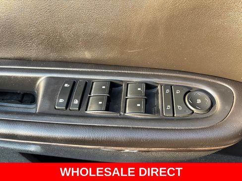Used 2015 GMC Acadia Denali AWD/4WD image 17