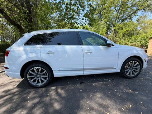 Used 2018 Audi Q7 3.0T Premium Plus w/ Premium Plus Package AWD/4WD image 5